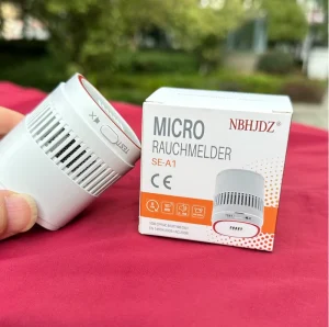 Mini Photoelectric Smoke Detector with 10-Year Lifetime Sound and Light Alarm EN14604